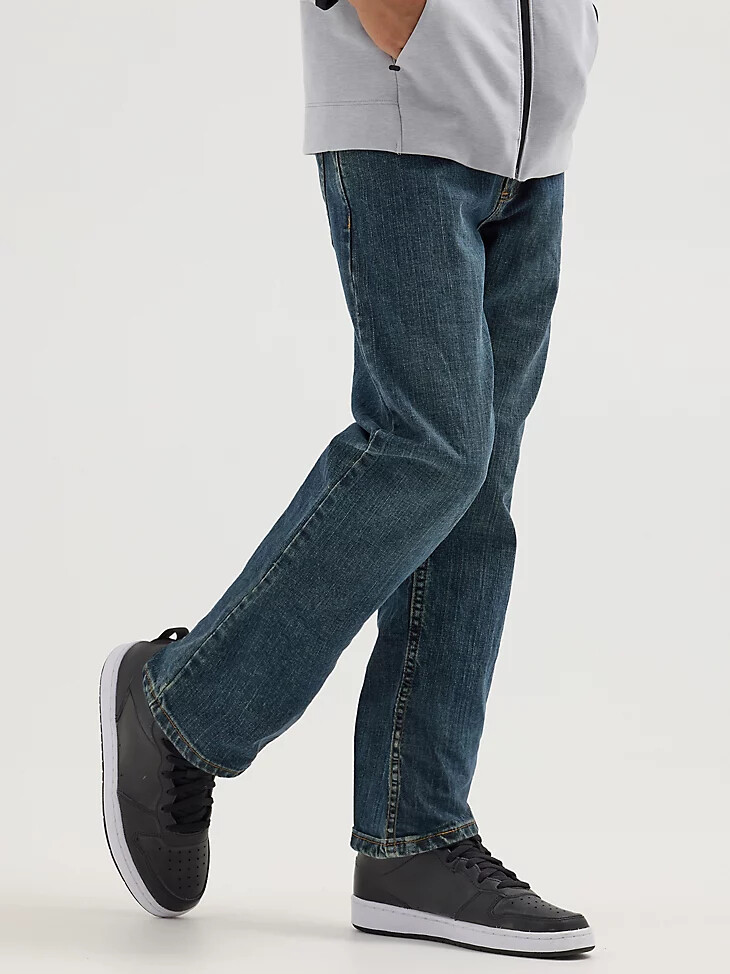 vaqueros rectos clásicos wrangler five star para niño 8-16 en tono denim sunkissed