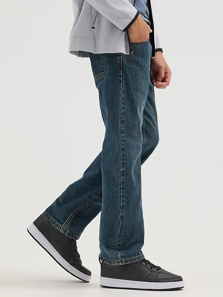 vaqueros rectos clásicos wrangler five star para niño 4-7 en tono denim sunkissed