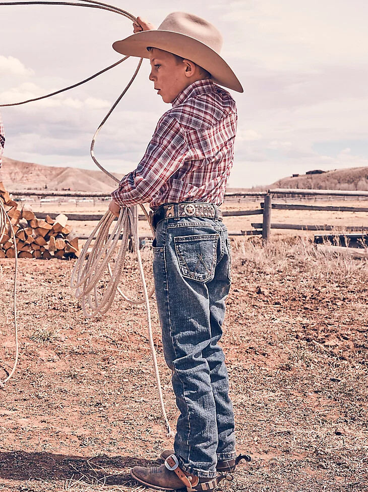 vaqueros rectos ajustados wrangler retro para niño 8-20 bozeman