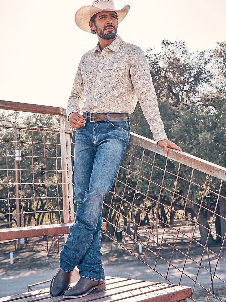 vaqueros wrangler retro slim fit bootcut para hombre harris