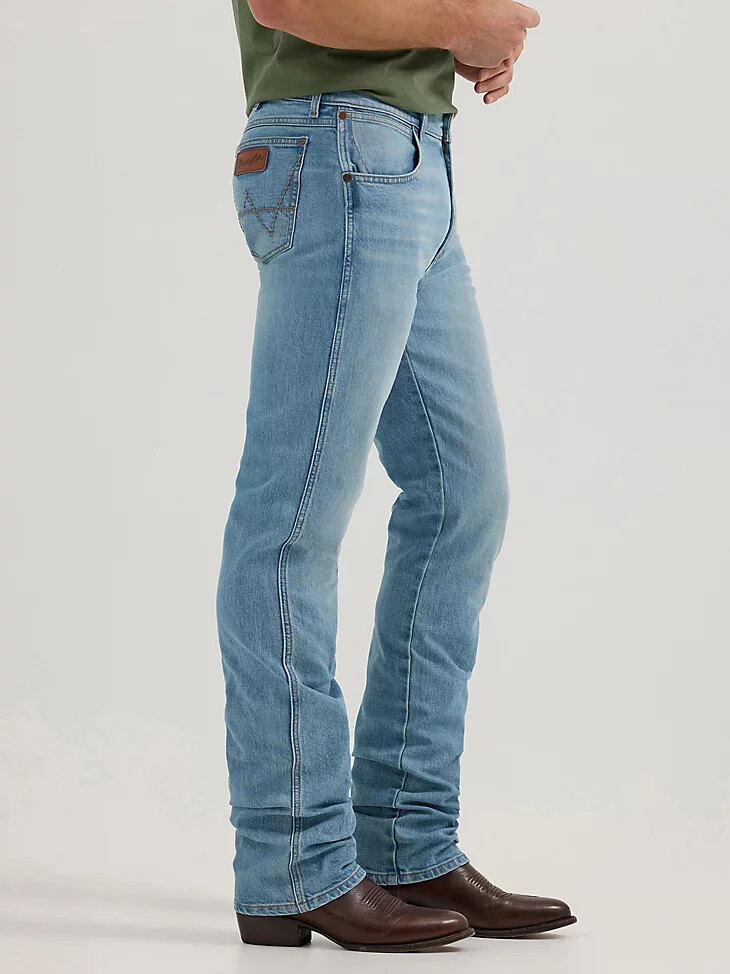 vaqueros wrangler retro de corte ajustado y pierna recta para hombre mendenhall