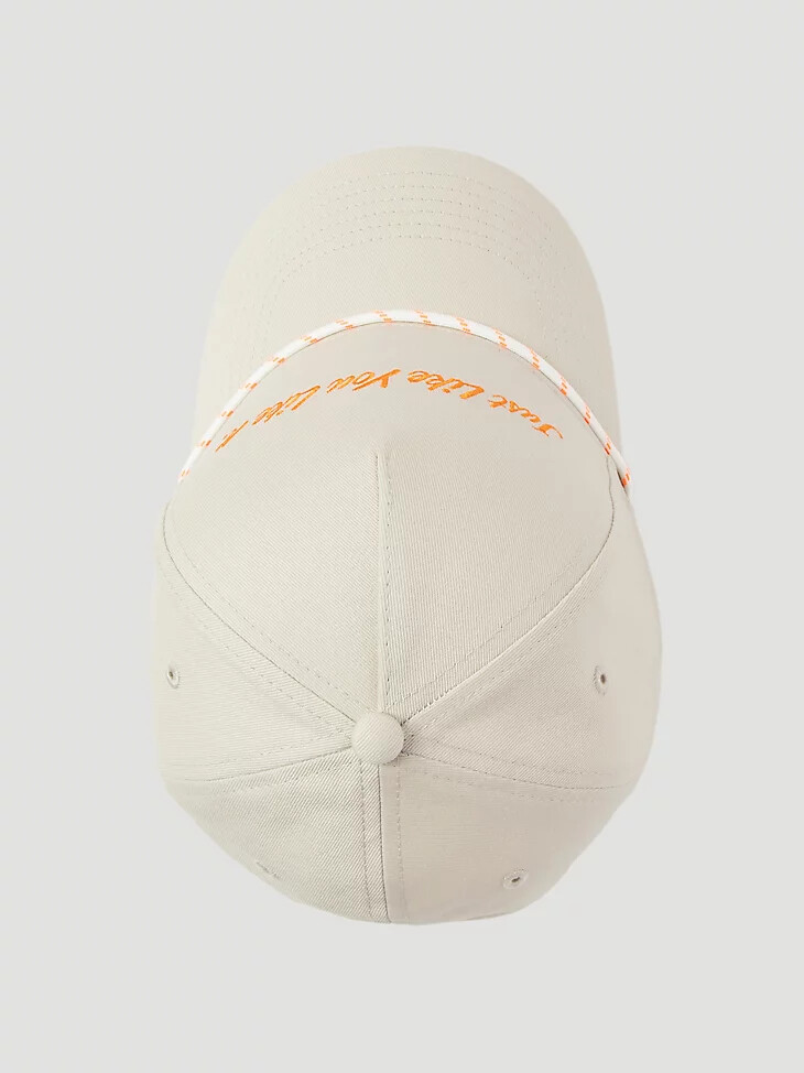 gorra jlyli de wrangler x whataburger con malvavisco