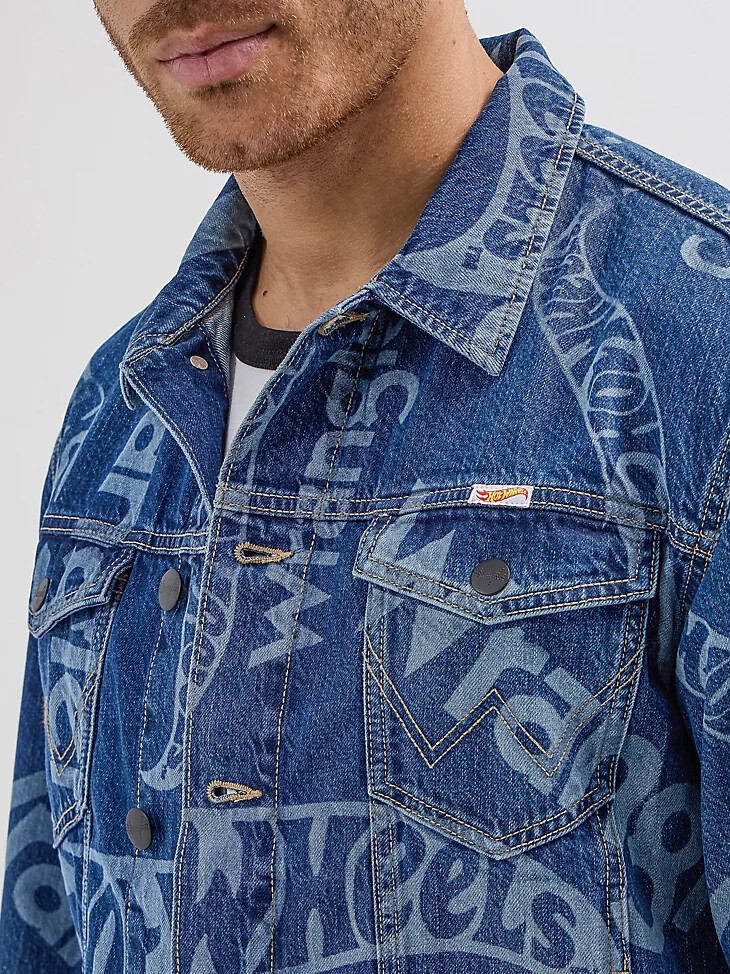 chaqueta vaquera con logotipo láser wrangler x hot wheels para hombre color azul medio láser