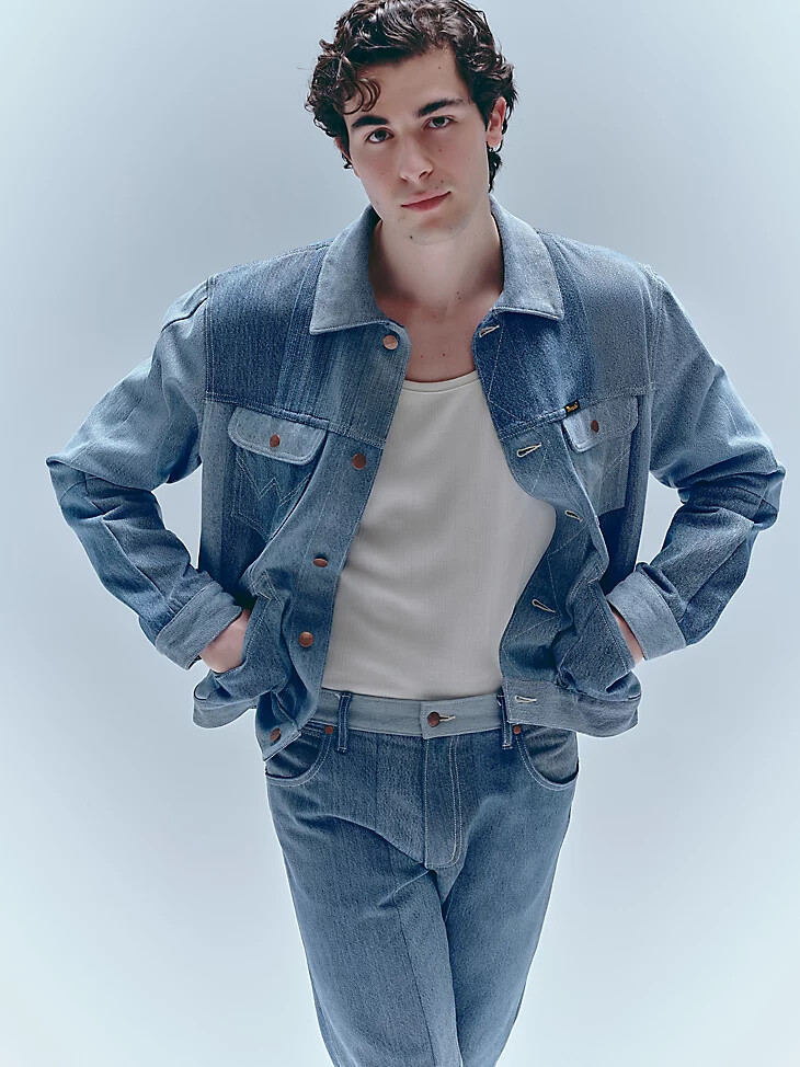 chaqueta wrangler x beyond retro icons con lavado claro