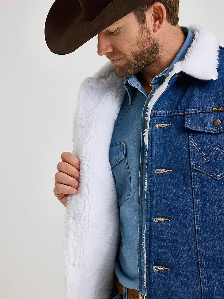 chaqueta vaquera con forro de sherpa estilo western de wrangler
