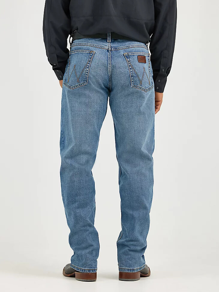 vaqueros wrangler 20x active flex de corte relajado para hombre azul almirante
