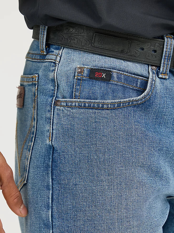 vaqueros wrangler 20x active flex de corte relajado para hombre azul almirante