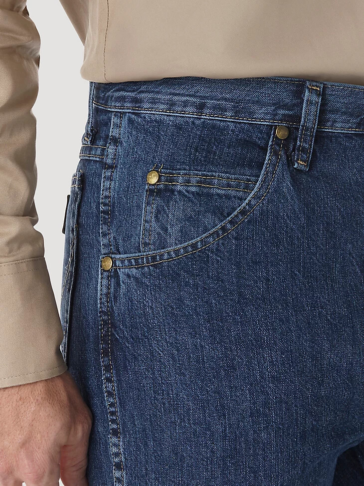 vaqueros ajustados wrangler pbr para hombre color piedra auténtica