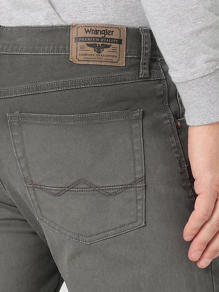 vaqueros rectos free to stretch para hombre color antracita