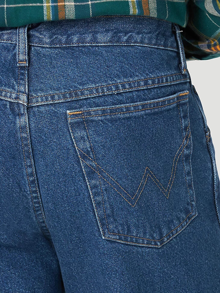 vaqueros wrangler rugged wear de corte relajado con forro polar y lavado a la piedra