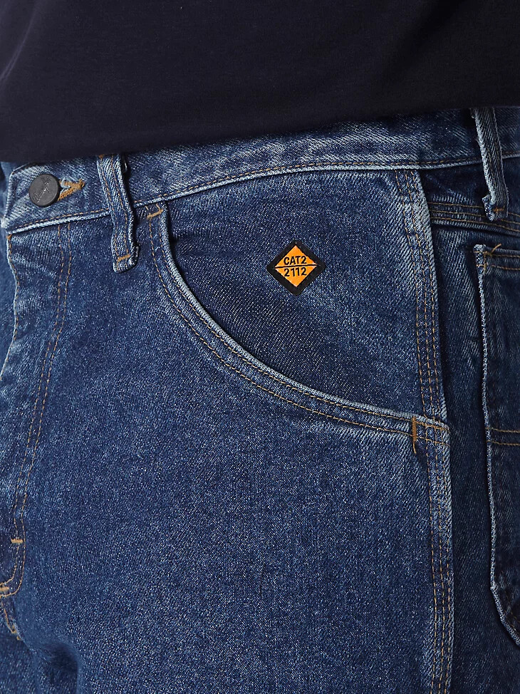 vaqueros de carpintero riggs resistentes al fuego wrangler fr color azul mezclilla