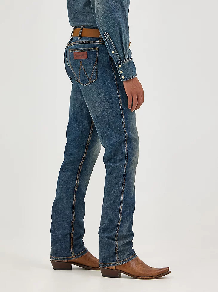 vaqueros wrangler retro de corte ajustado y pierna recta para hombre bozeman