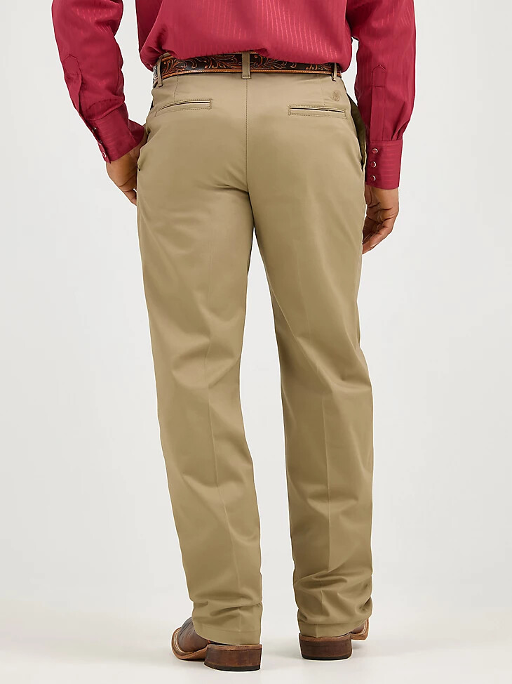 pantalones wrangler casuals de corte relajado con frente plano para hombre color caqui