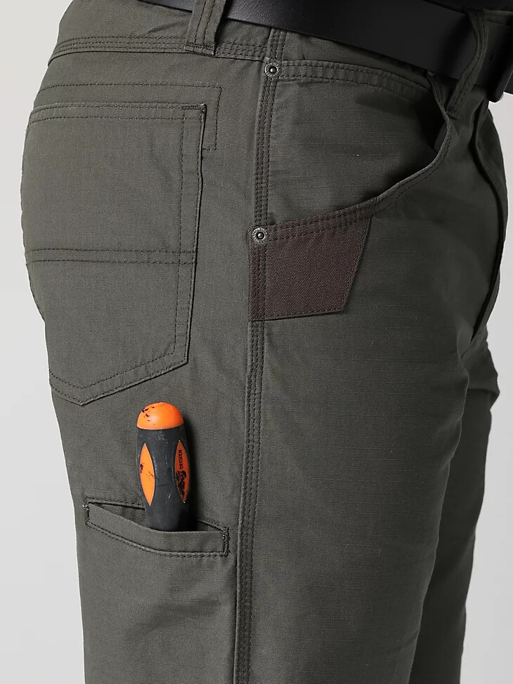 pantalón técnico de ropa de trabajo wrangler loden