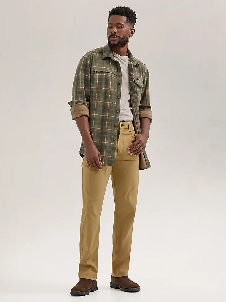 pantalón utilitario wrangler atg cliff side para hombre kelp