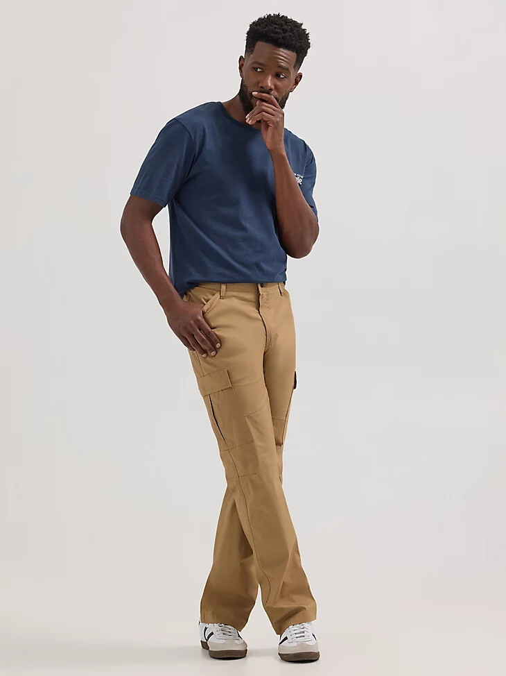 pantalón cargo wrangler atg range para hombre kelp
