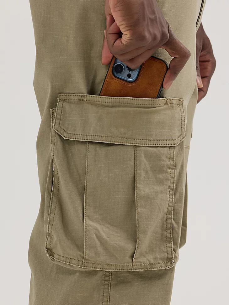 pantalón cargo ripstop para hombre color caqui militar vintage