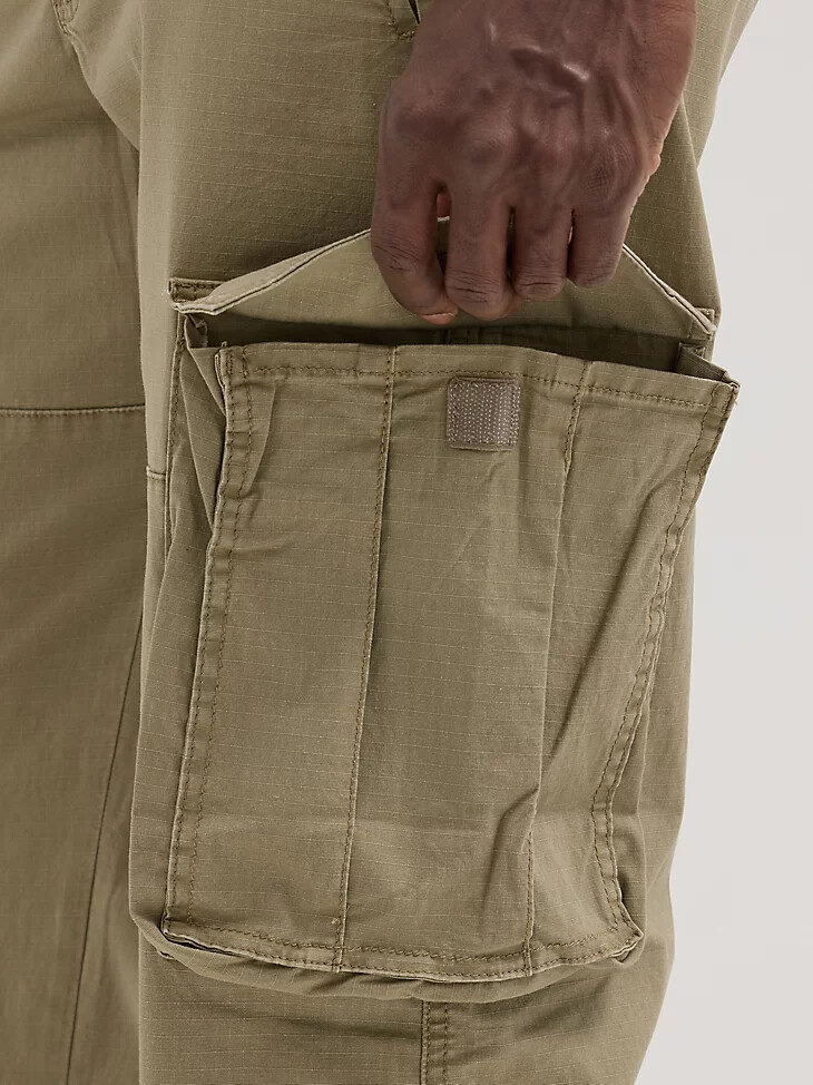 pantalón cargo ripstop para hombre color caqui militar vintage