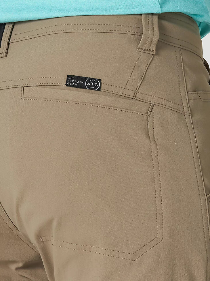 pantalón wrangler atg westside trail para hombre fallen rock