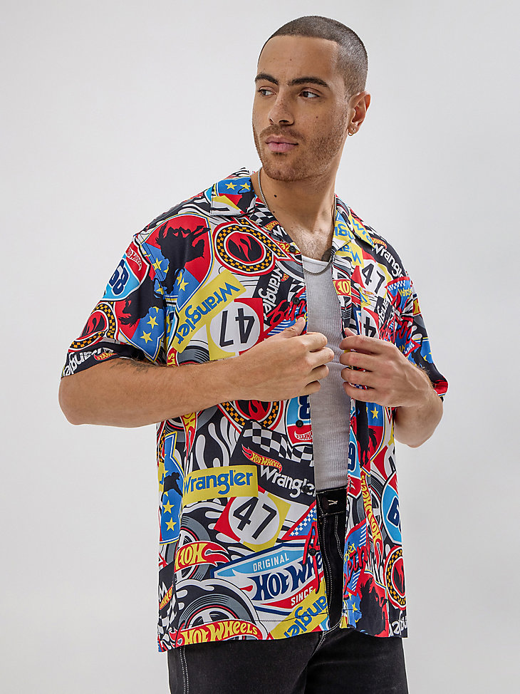 camisa de recuerdo para hombre wrangler x hot wheels multicolor