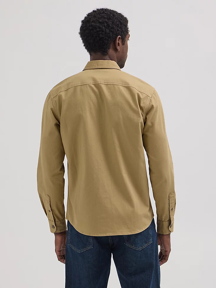 camisa de sarga elástica wrangler epic soft para hombre kelp