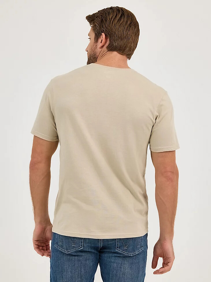 gabardina con camiseta gráfica wrangler longhorn para hombre
