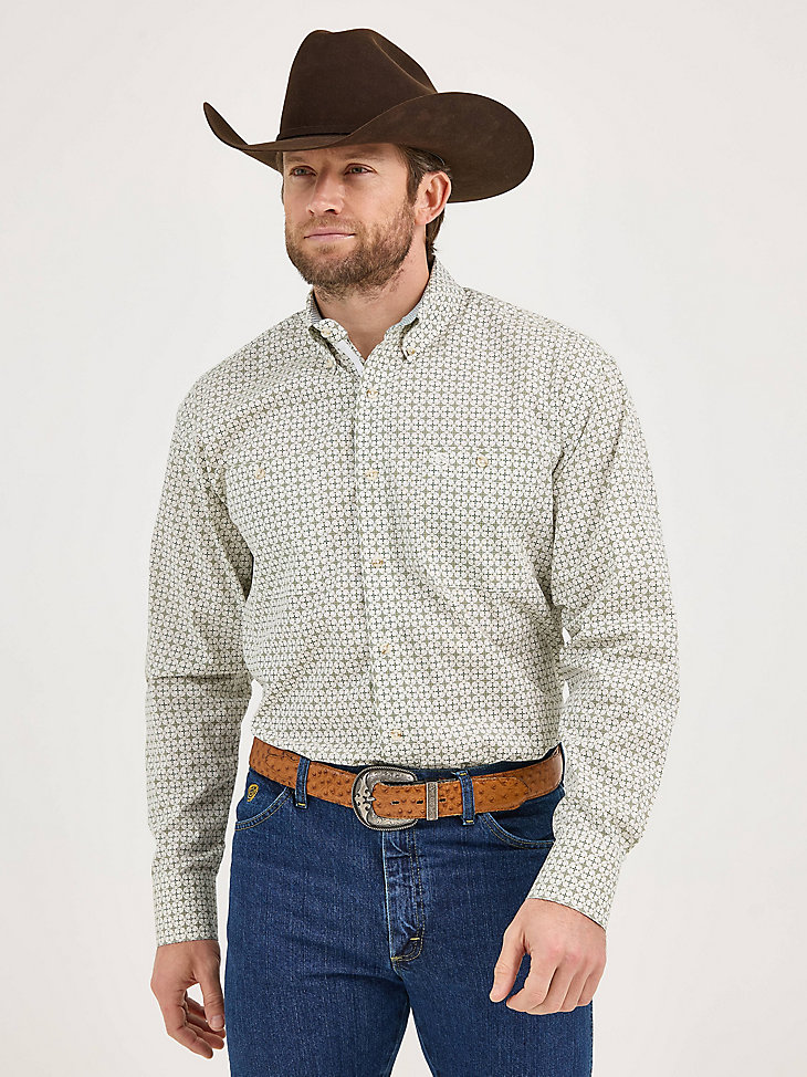 camisa wrangler george strait de manga larga con botones y dos bolsillos color tostado