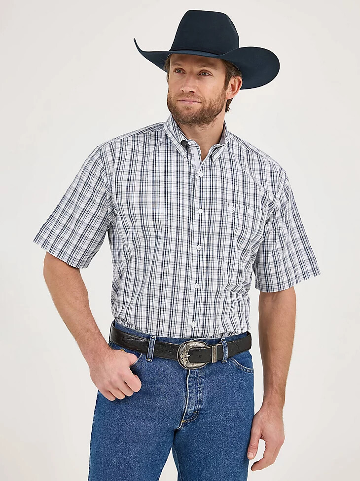 camisa de manga corta con botones y un bolsillo wrangler george strait a cuadros azul medianoche
