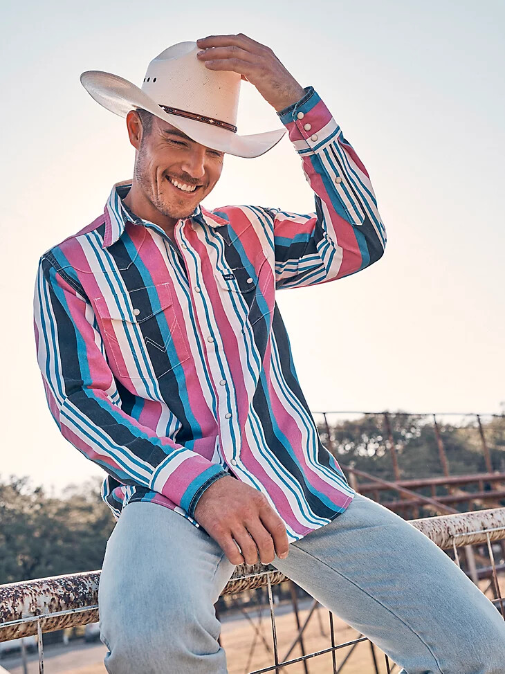 camisa de trabajo con broches estilo western de inspiración vintage mezcla rosa