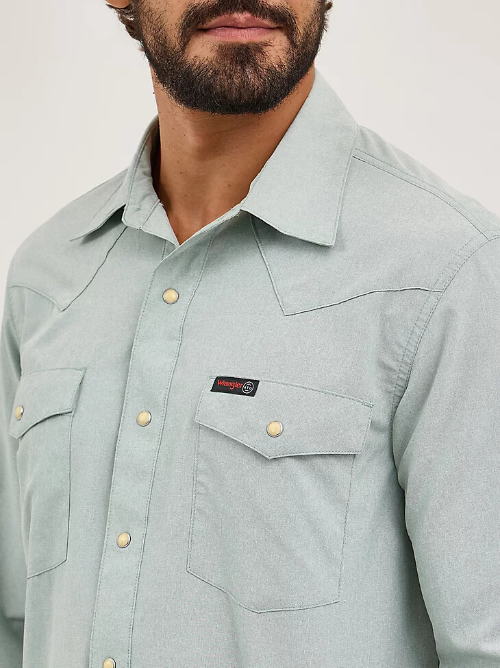 camisa utilitaria wrangler atg drover para hombre verde iceberg