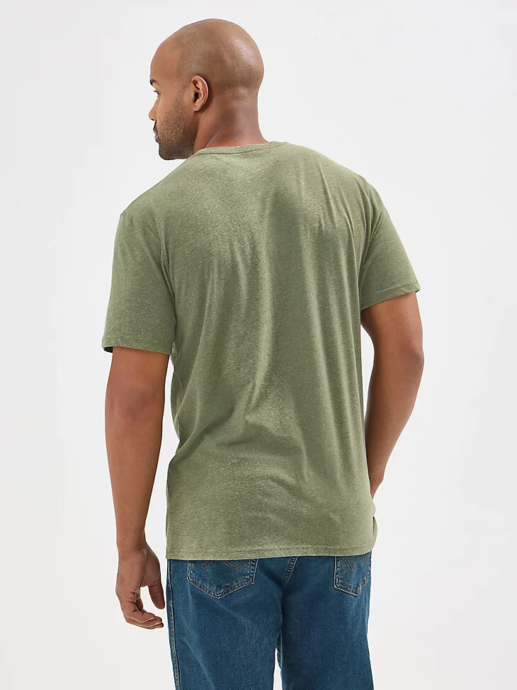 camiseta gráfica de jinete para hombre color salvia