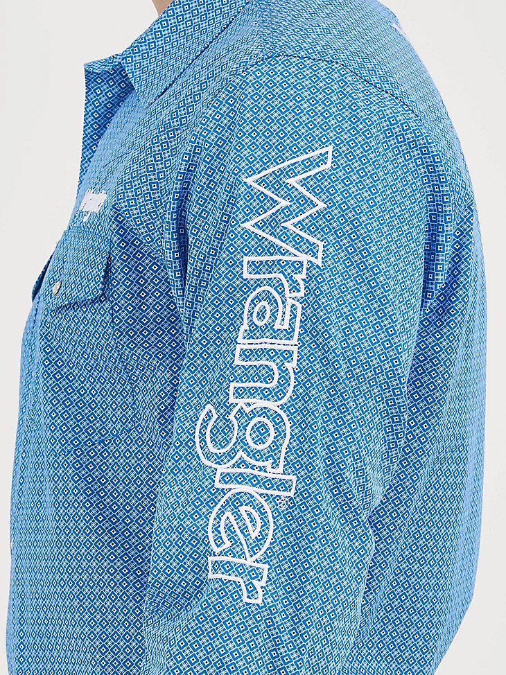 camisa de manga larga con estampado de broches estilo western y logotipo wrangler para hombre color cerúleo
