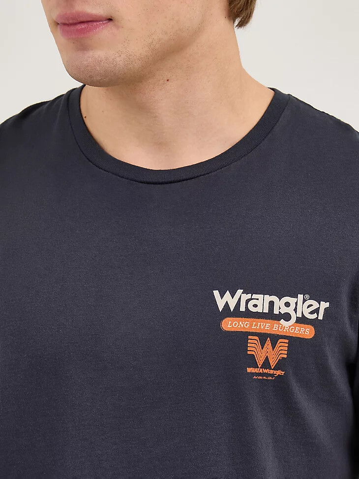 camiseta vaquera de hamburguesas wrangler x whataburger para hombre color negro descolorido