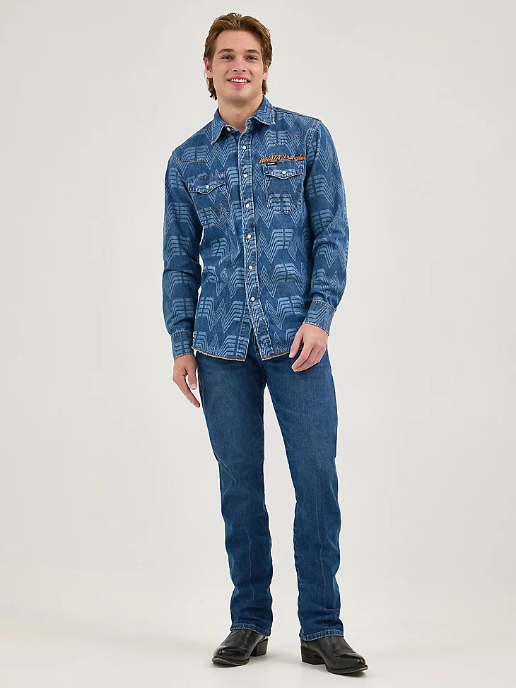 camisa con estampado occidental wrangler x whataburger con lavado vaquero