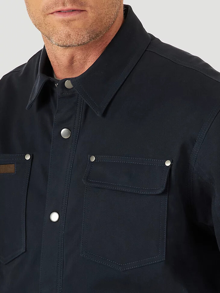 chaqueta de trabajo con forro polar wrangler riggs workwear tough layers color azul marino oscuro