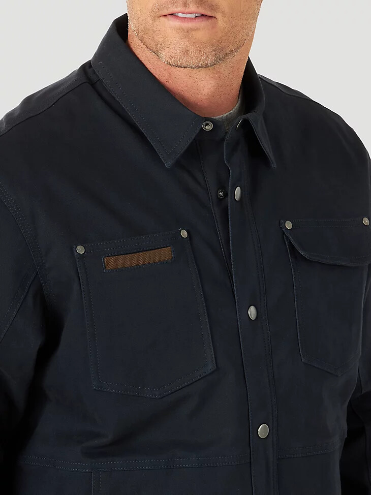 chaqueta de trabajo con forro polar wrangler riggs workwear tough layers color azul marino oscuro