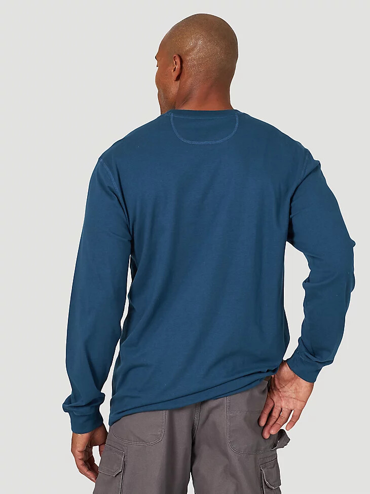 camiseta de rendimiento de manga larga con un bolsillo wrangler riggs workwear azul oxford