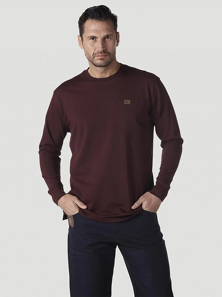 camiseta de manga larga con bolsillo wrangler riggs workwear color burdeos