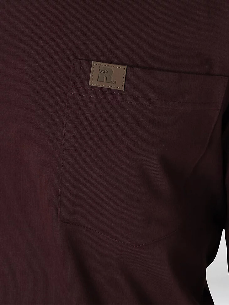camiseta de manga larga con bolsillo wrangler riggs workwear color burdeos