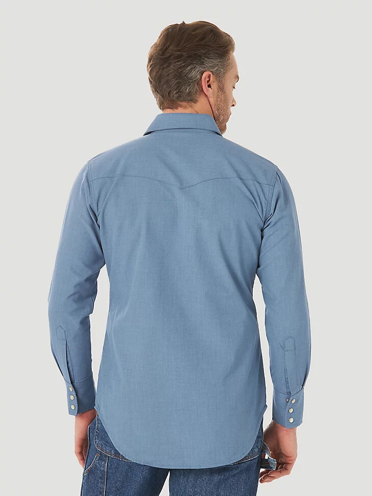 camisa wrangler fr ignífuga 20x con broches western de color azul liso