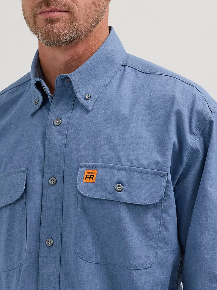 camisa de trabajo wrangler fr riggs con bolsillo de solapa resistente al fuego color azul claro