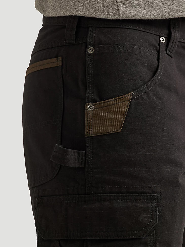 pantalones cortos cargo ranger negros de wrangler workwear
