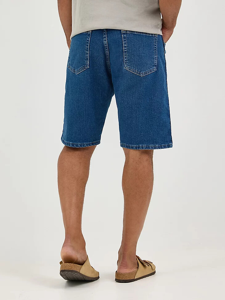 pantalón corto vaquero holgado de cinco bolsillos wrangler five star premium para hombre color piedra medio