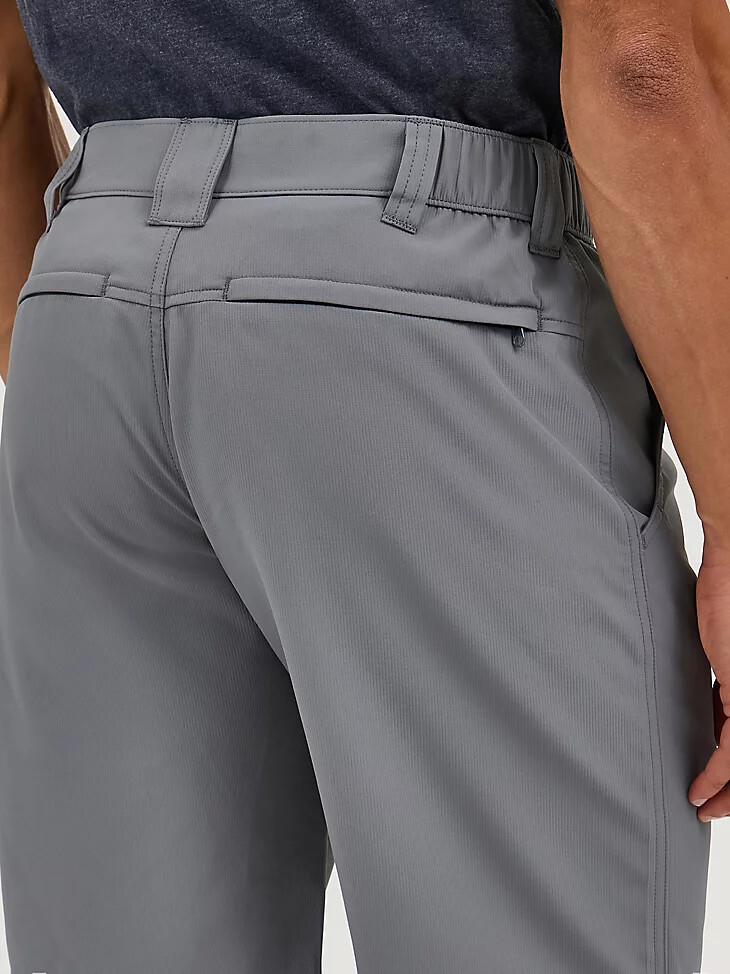 pantalón corto utilitario de campo para hombre color amapola
