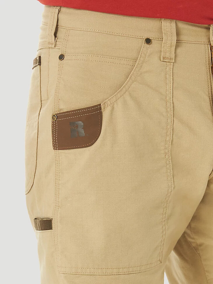 pantalón corto de trabajo wrangler riggs workwear de corte regular color caqui dorado
