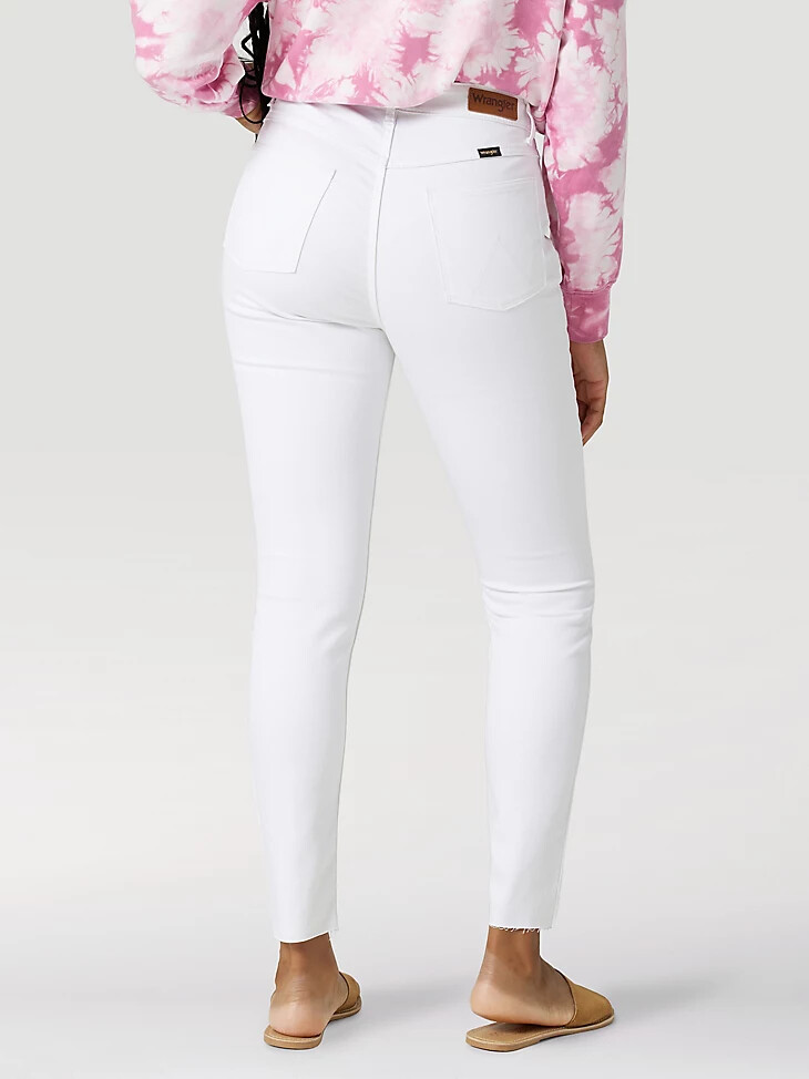 vaqueros ajustados inolvidables brite tech para mujer en blanco brillante