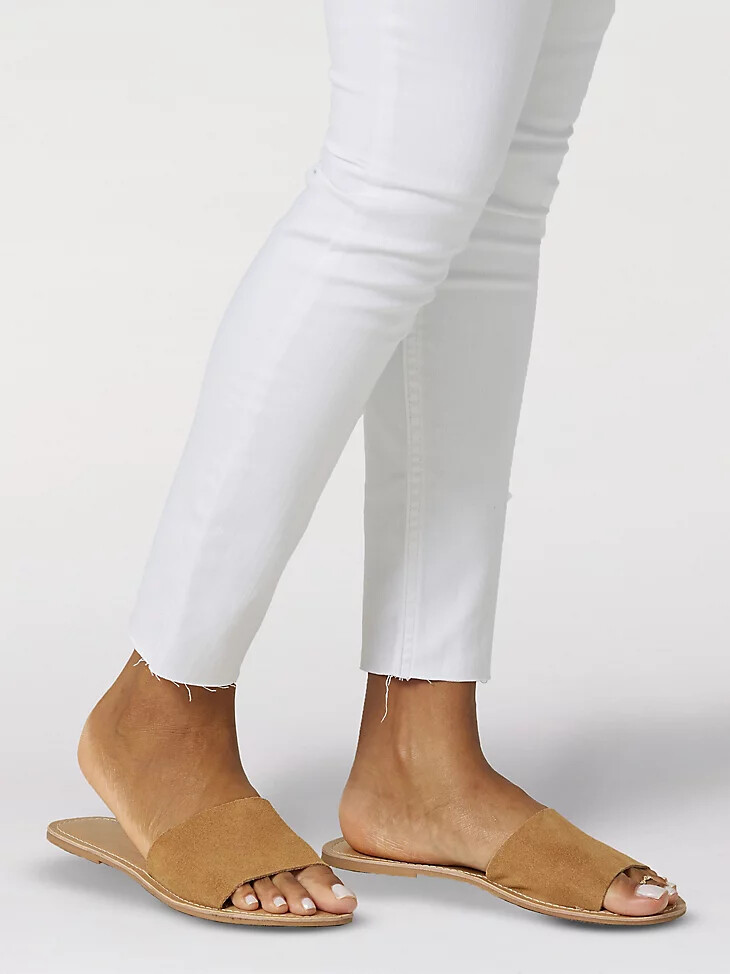 vaqueros ajustados inolvidables brite tech para mujer en blanco brillante