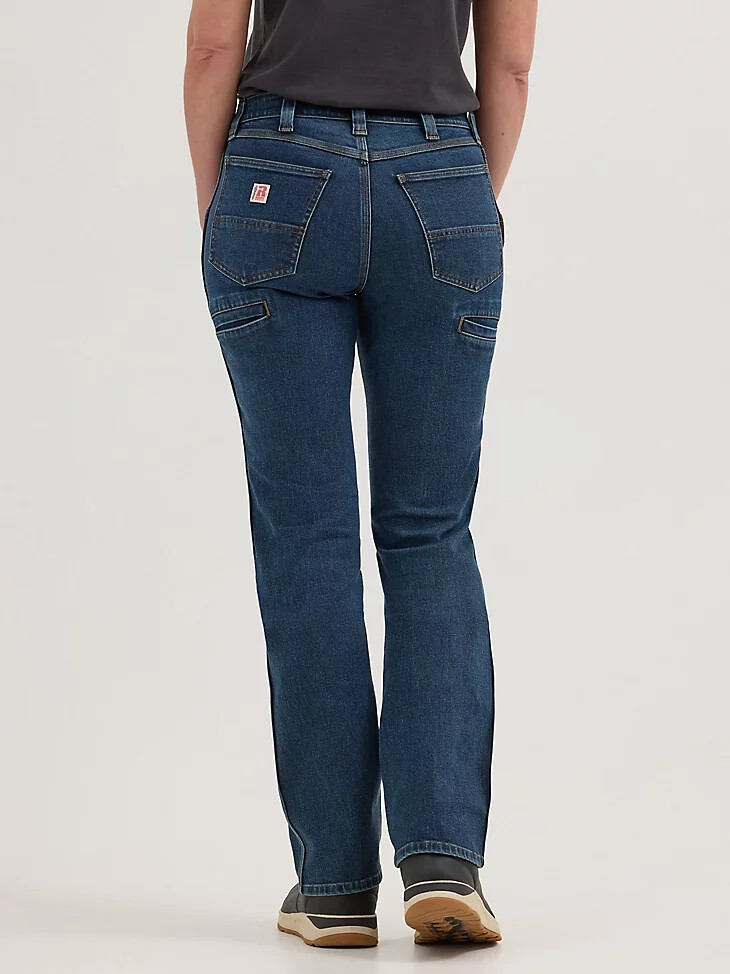 vaqueros de trabajo técnicos rectos wrangler riggs workwear para mujer con lavado vintage
