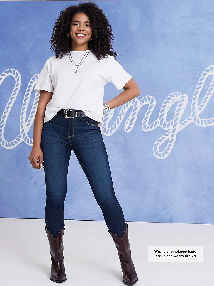 vaqueros ajustados de tiro alto wrangler bespoke para mujer rae