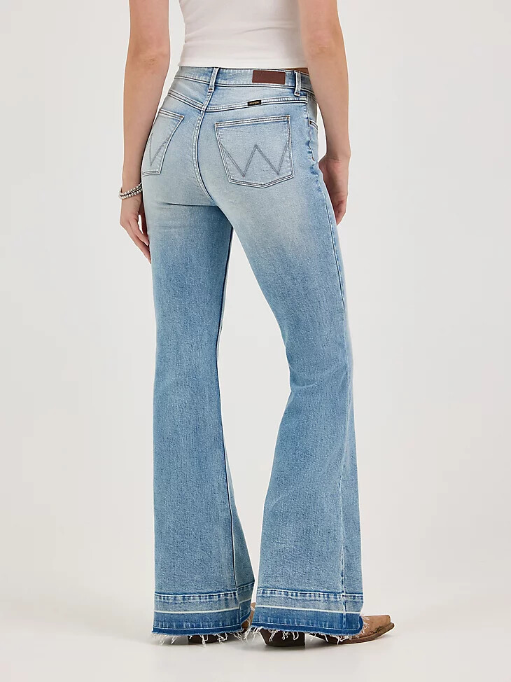 vaqueros acampanados wrangler fierce oasis para mujer